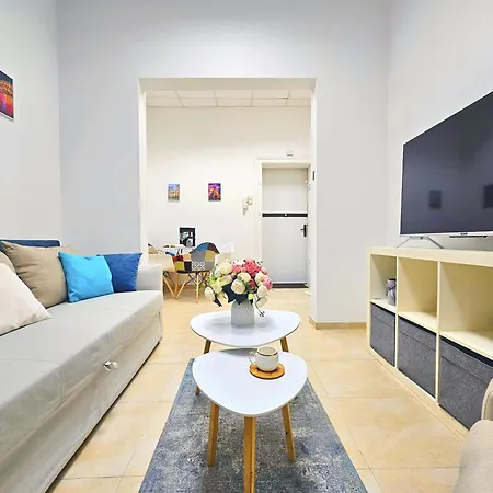 Vitosha Blvd Prime Location Quiet Retreat Sofia