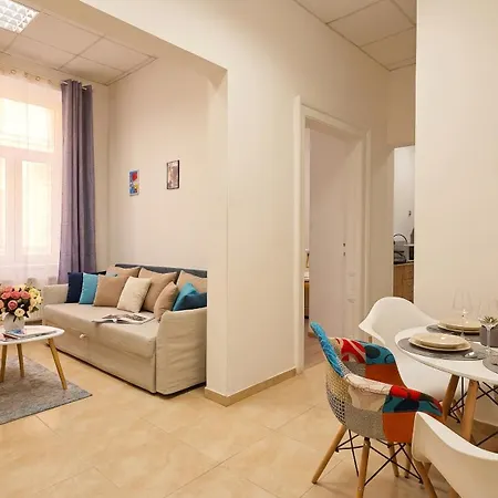Vitosha Blvd Prime Location Quiet Retreat Sofia