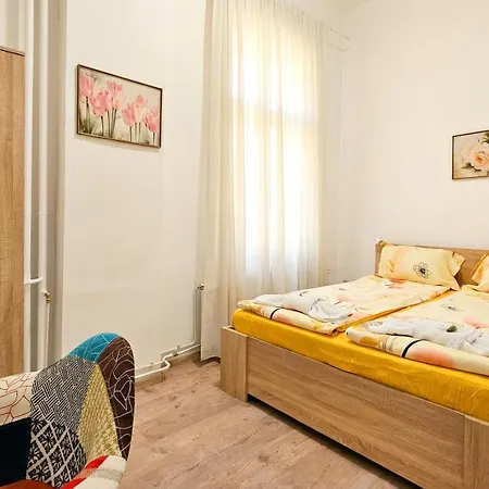 Vitosha Blvd Prime Location Quiet Retreat
