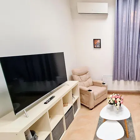 Vitosha Blvd Prime Location Quiet Retreat Apartment Sofia